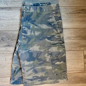 Perry Ellis Men’s Camo Cargo Shorts